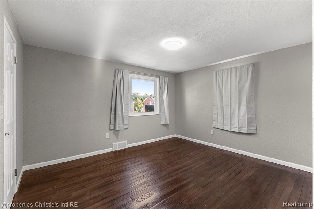 10842 Nottingham, Detroit, MI 48224 — Photo 14