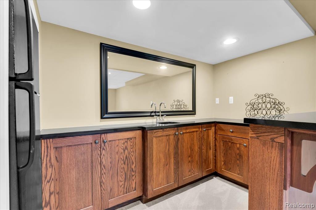 2256 Sudbury Way, Bloomfield Hills, MI 48304 — Photo 32