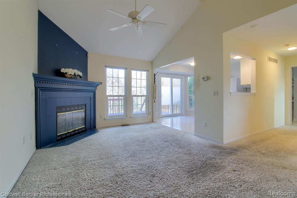 43697 YORKVILLE, Canton, MI 48188 — Photo 6