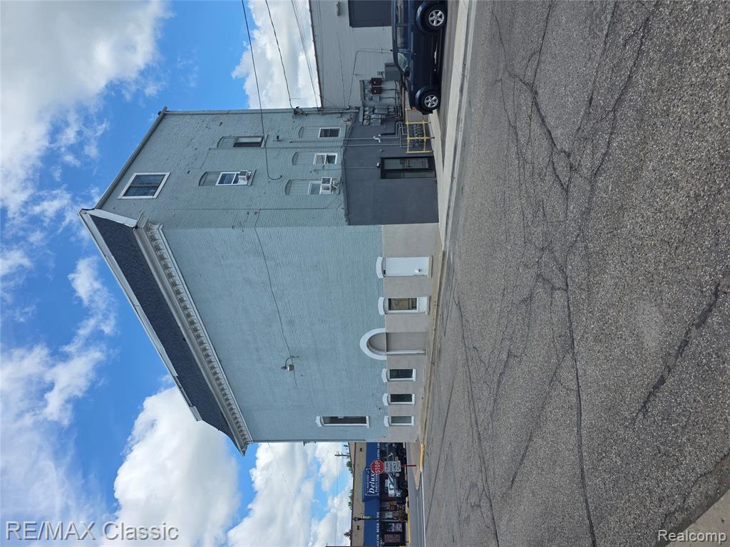 69206 N Main Street, Richmond, MI 48062 — Photo 2