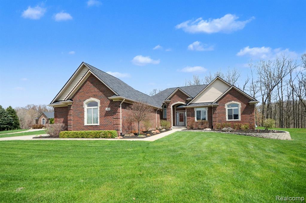 4912 Rosy Drive, Leonard, MI 48367 — Photo 4