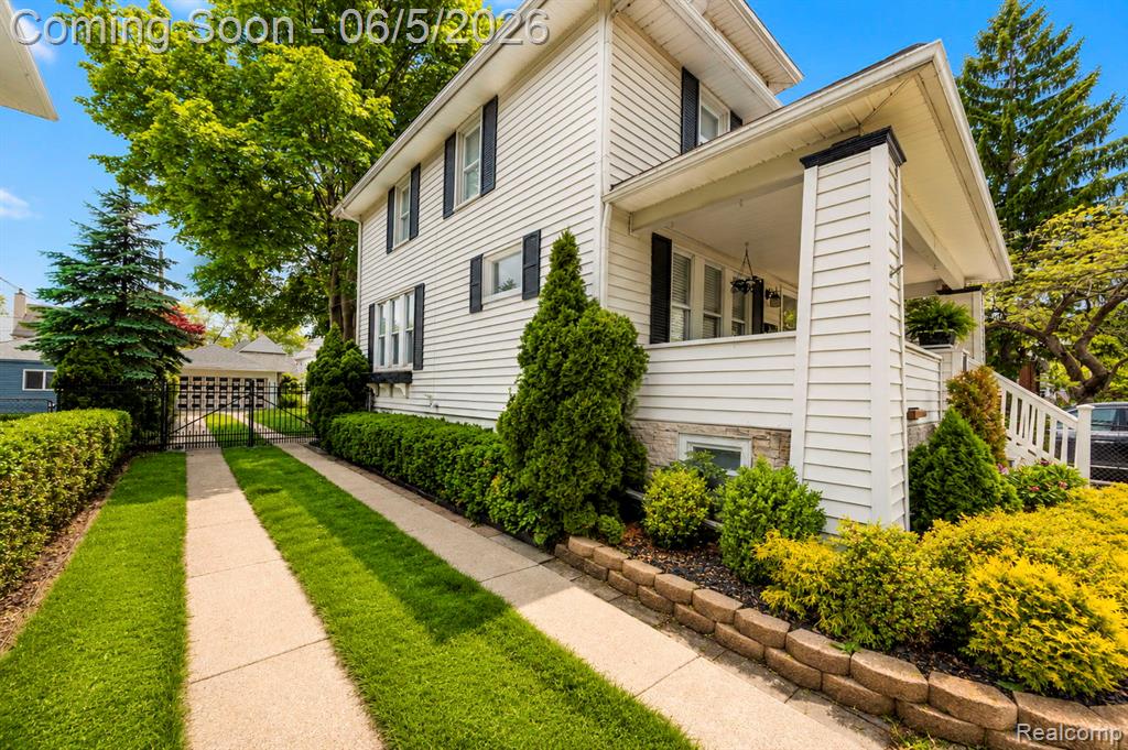447 Maple Street, Wyandotte, MI 48192 — Photo 14