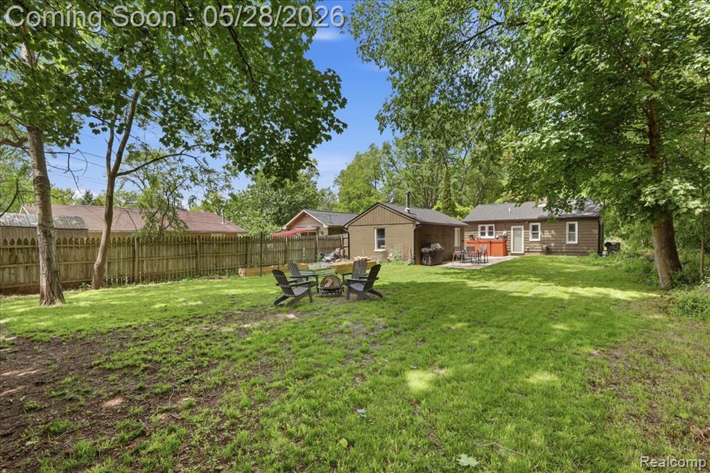 4805 Fenmore Avenue, Waterford, MI 48328 — Photo 25