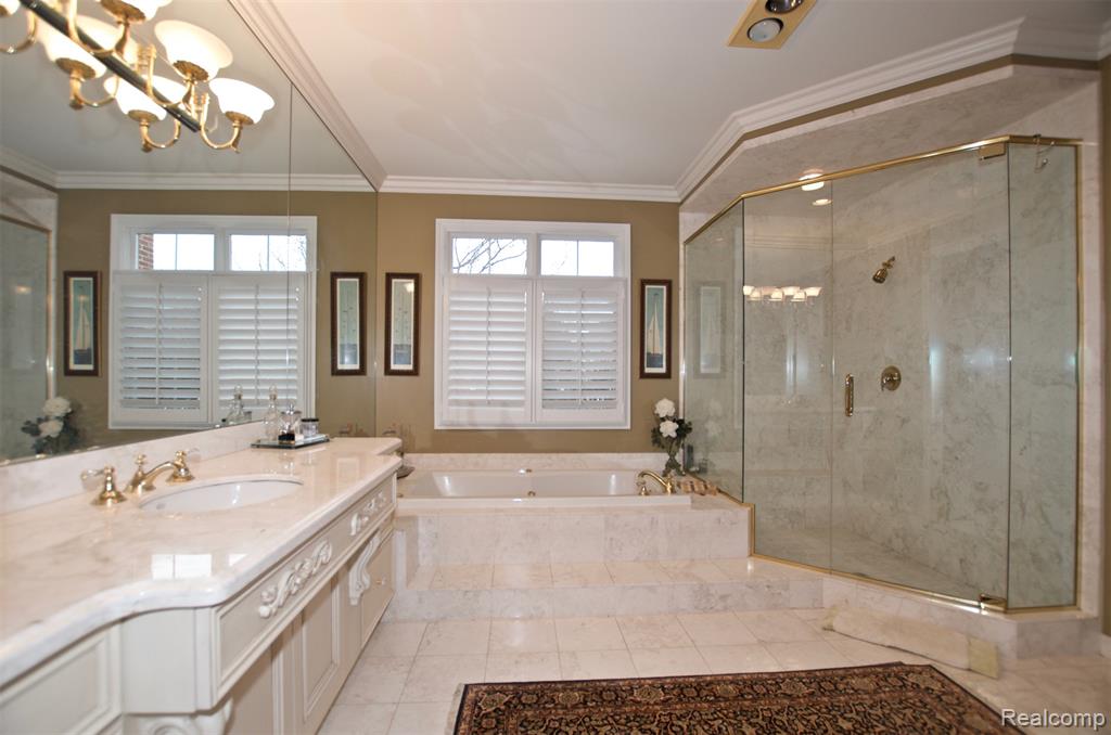 2551 Ginger Court, Bloomfield Hills, MI 48304 — Photo 14