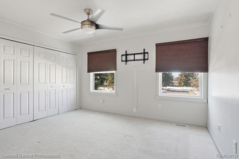 900 Little Hill Court, Rochester Hills, MI 48307 — Photo 13