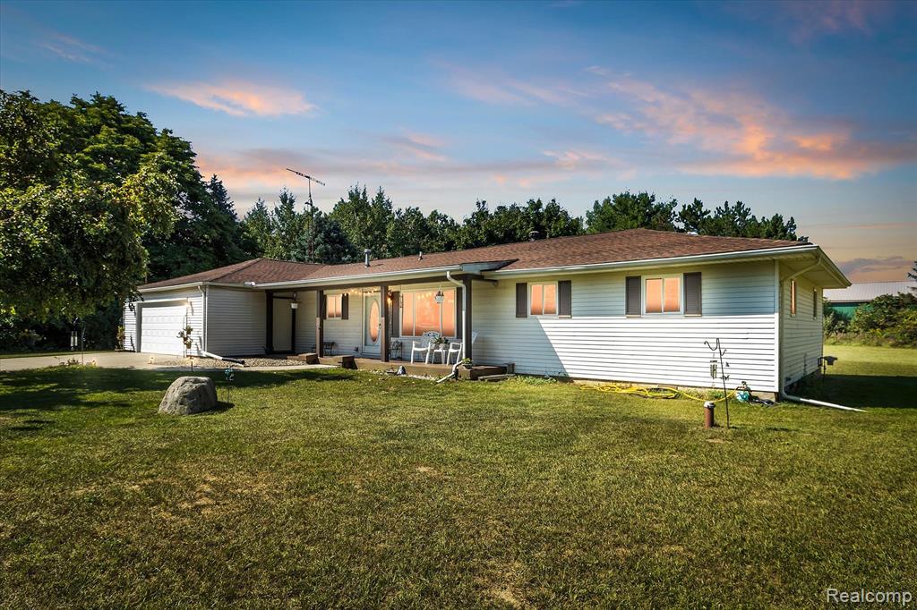 5236 W WILSON Road, Clio, MI 48420 — Photo 2