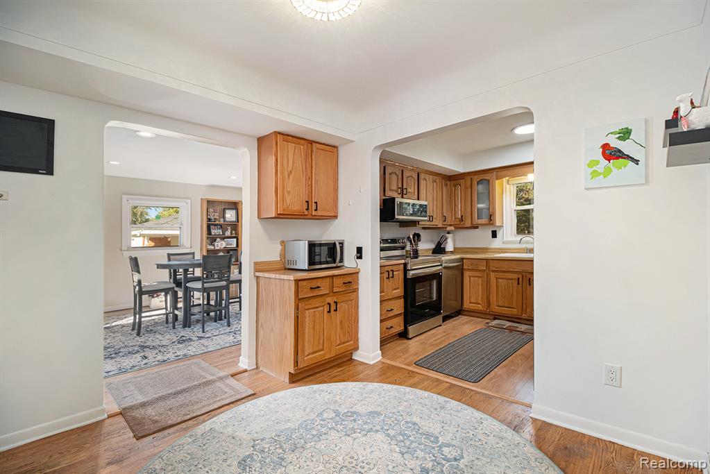 9101 Ball Street, Plymouth, MI 48170 — Photo 5