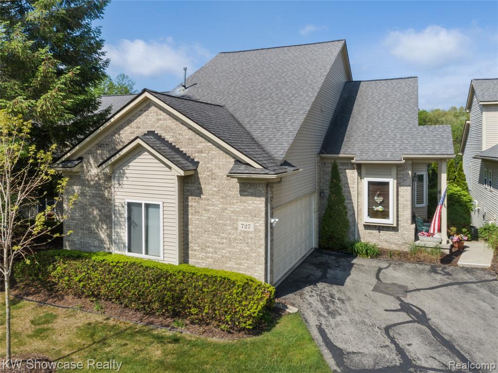 727 Mill Pointe Drive, 16, Milford, MI 48381 — Photo 41