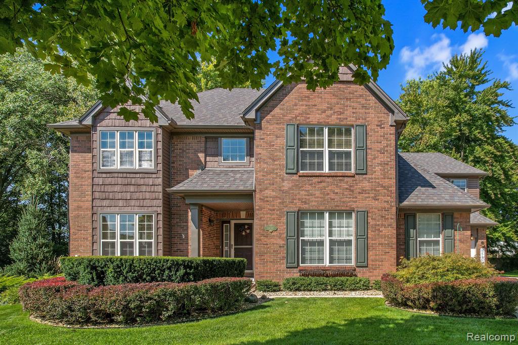 44347 LA DOMAIN Drive, Sterling Heights, MI 48314 — front exterior