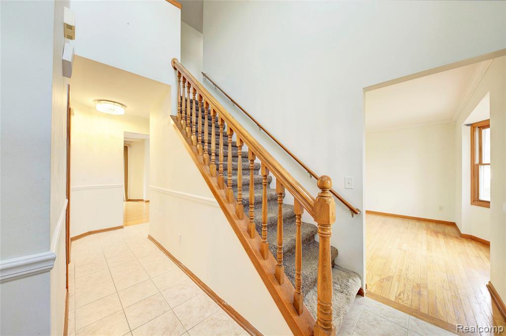 4570 River Hills Court, Brighton, MI 48114 — Photo 4