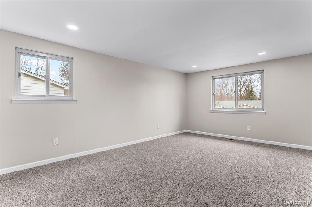 41639 METALINE Drive, Canton, MI 48187 — Photo 39