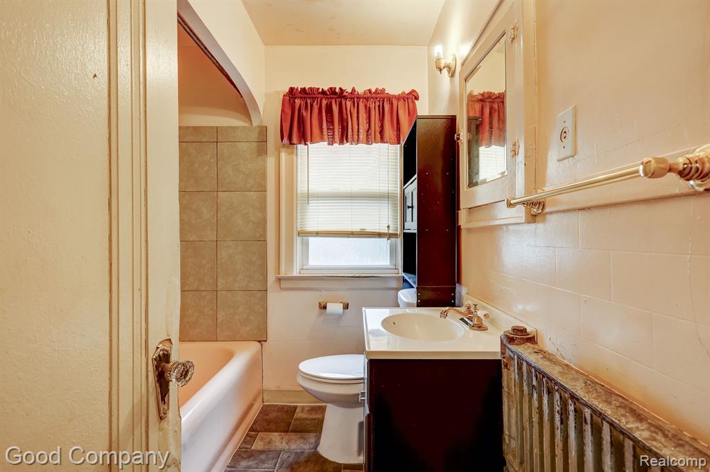 8339 CARRIE Street, Detroit, MI 48211 — Photo 9
