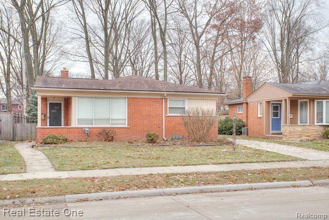 627 BUTTERNUT Avenue, Royal Oak, MI 48073 — Photo 2