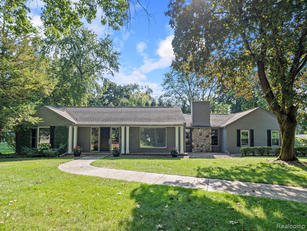 6383 WING LAKE Road, Bloomfield Hills, MI 48301 — Photo 36