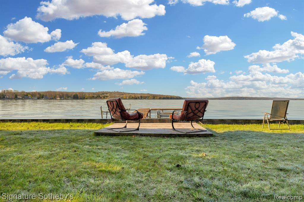 6130 Cedar Drive, Hubbard Lake, MI 49747 — Photo 23