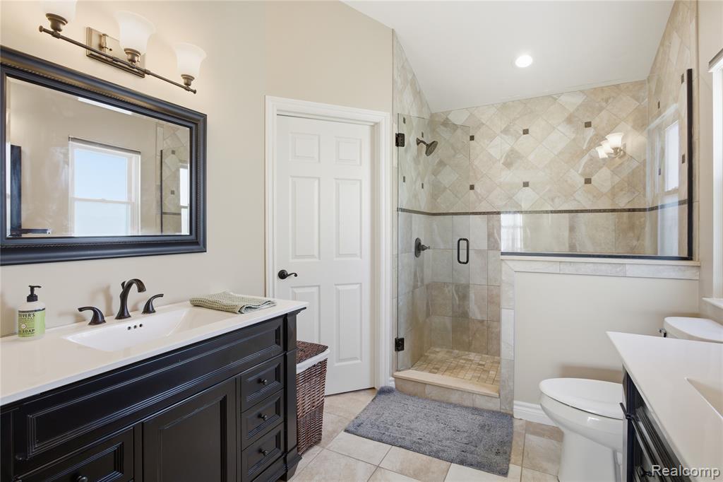 816 Oak Cluster Court, Howell, MI 48855 — Photo 33