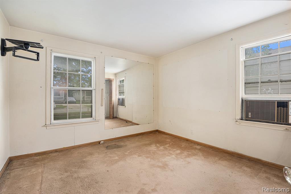 4484 Detroit Street, Dearborn Heights, MI 48125 — Photo 10