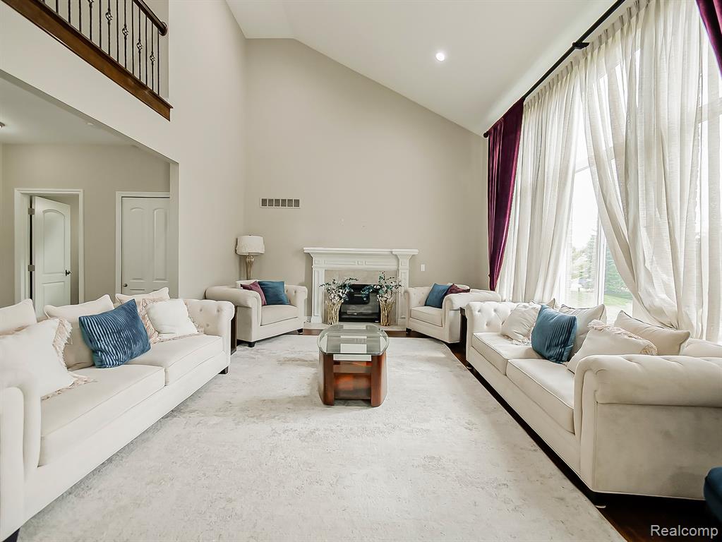 6960 Norway Drive, Troy, MI 48085 — Photo 3