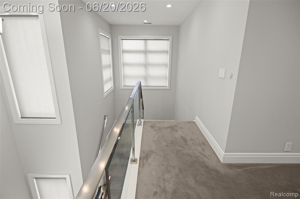 22491 E 10 Mile Road, Saint Clair Shores, MI 48080 — Photo 47