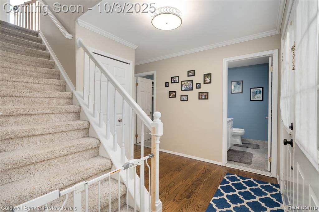 6844 Woodmere Drive, Canton, MI 48187 — Photo 11