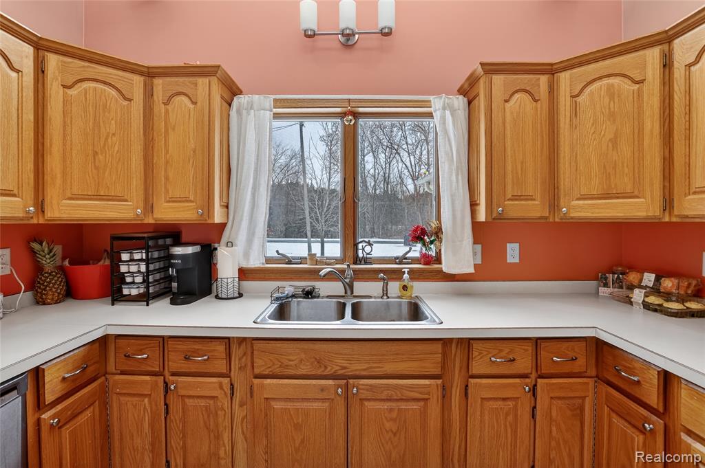 14101 Tuscola Road, Clio, MI 48420 — Photo 12