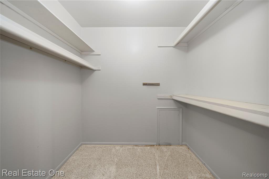 7400 Biscayne Avenue, White Lake, MI 48383 — Photo 18