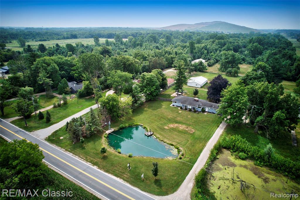 10268 7 Mile Road, Northville, MI 48167 — Photo 49