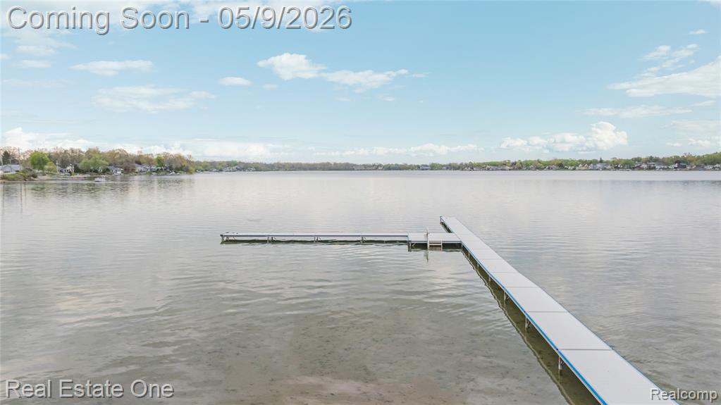 537 Woodbridge Circle, Waterford, MI 48327 — Photo 34