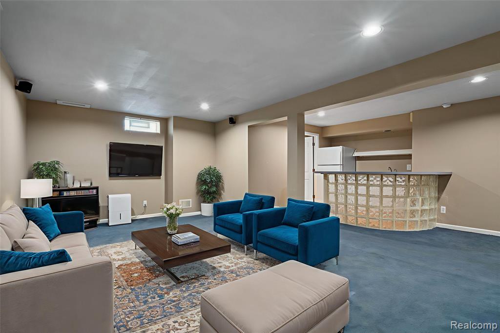 9438 Appleview Court, Brighton, MI 48116 — Photo 6
