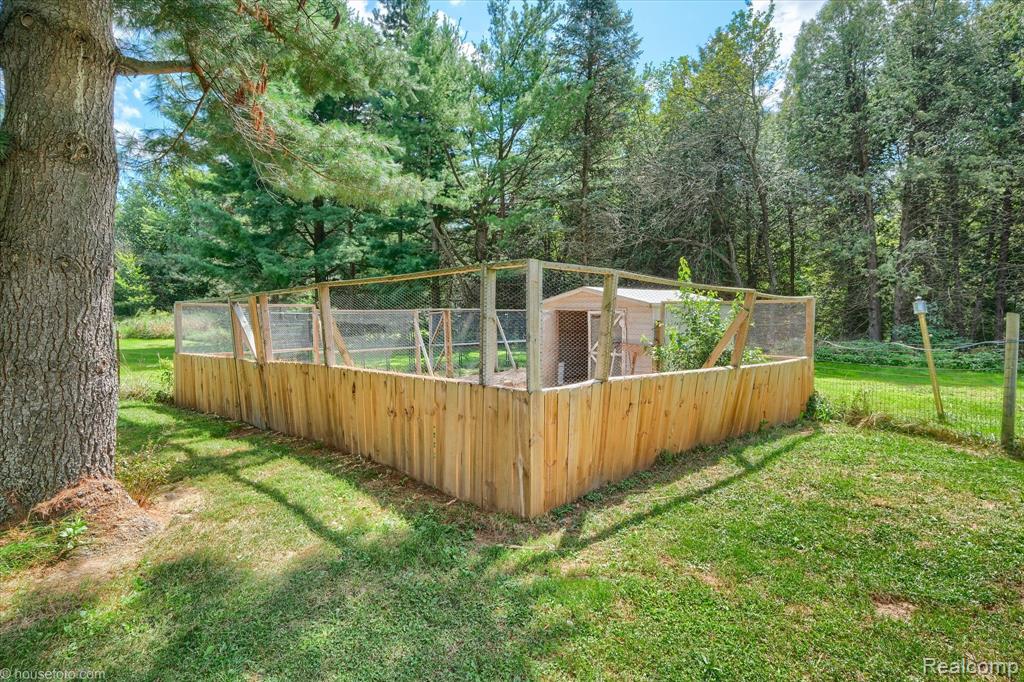 6570 Hunters Creek Road, Imlay City, MI 48444 — Photo 48