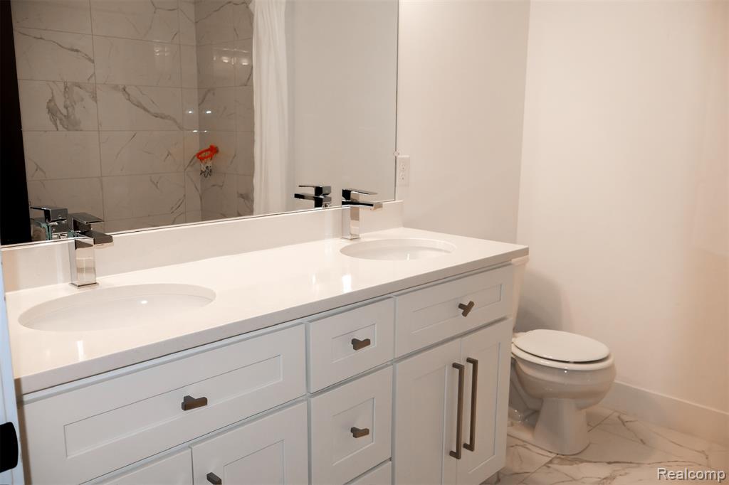 47221 Hidden Meadows Drive, Macomb, MI 48044 — Photo 50