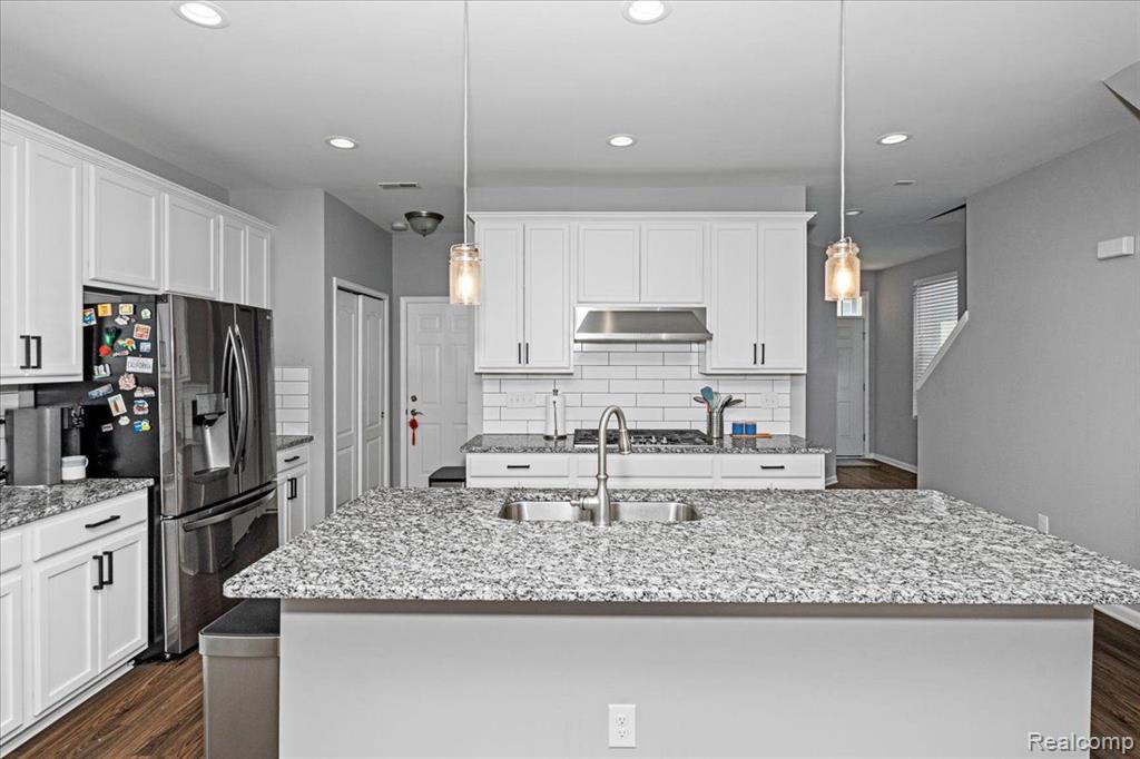 43646 CHANCELLOR Lane, Novi, MI — Photo 6