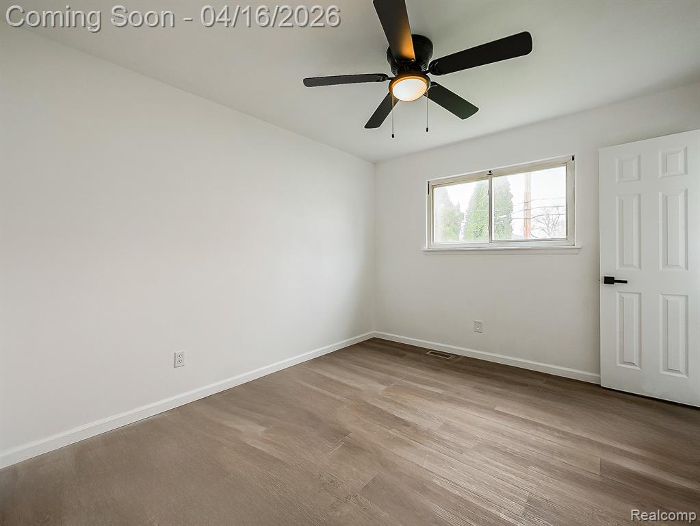 32209 Eastway Street, Roseville, MI 48066 — Photo 12