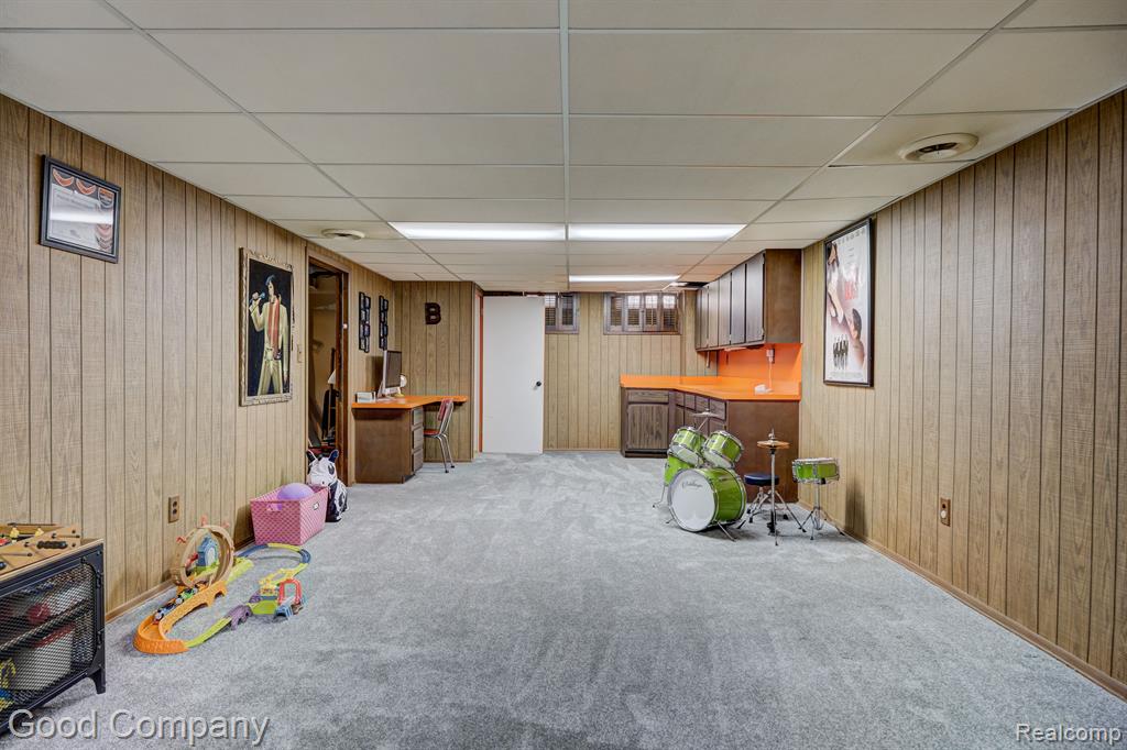 9062 SHANNON Drive, Sterling Heights, MI 48314 — Photo 26