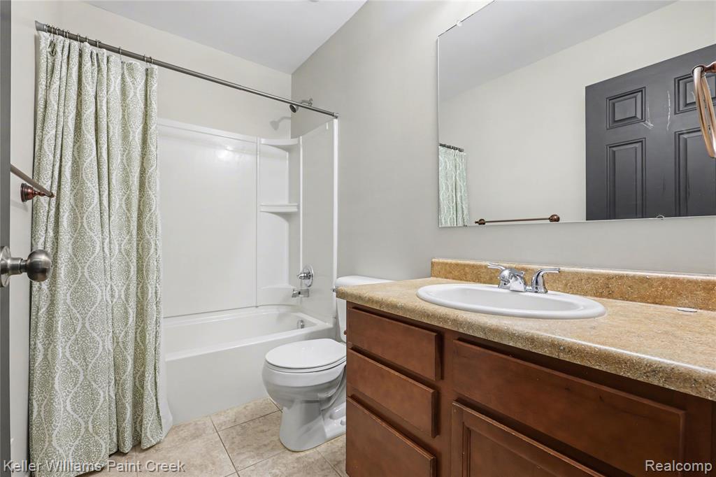 51768 Leshan Drive, Chesterfield, MI 48047 — Photo 26