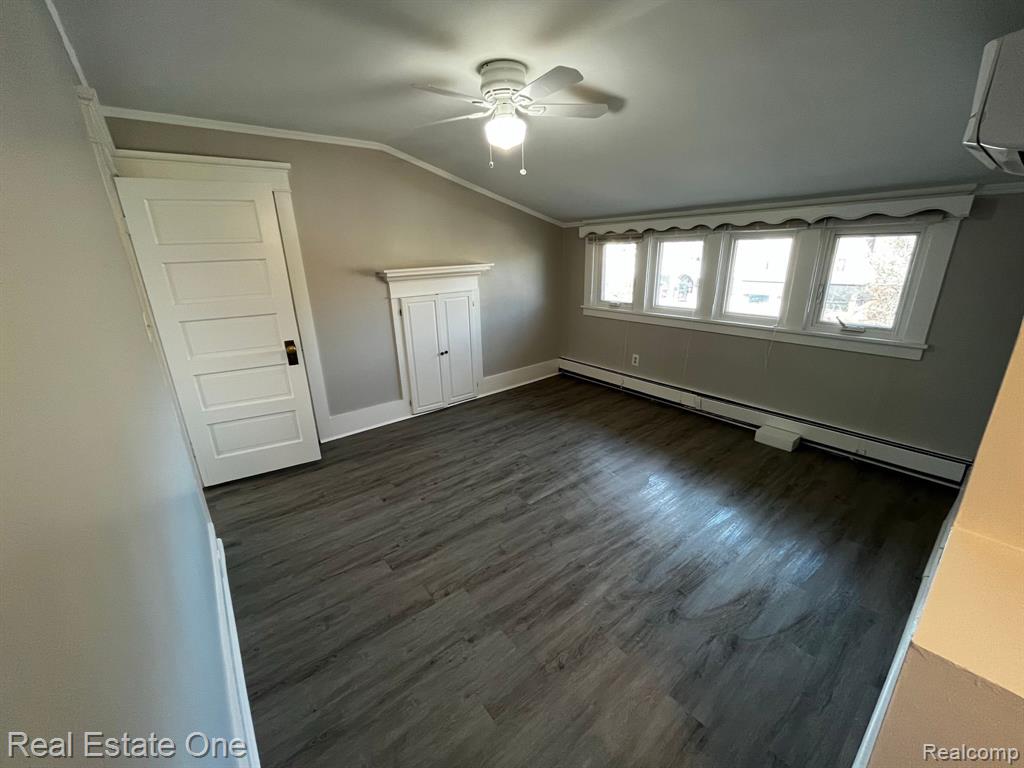 817 N Main UNIT B Street, Rochester, MI 48307 — Photo 8