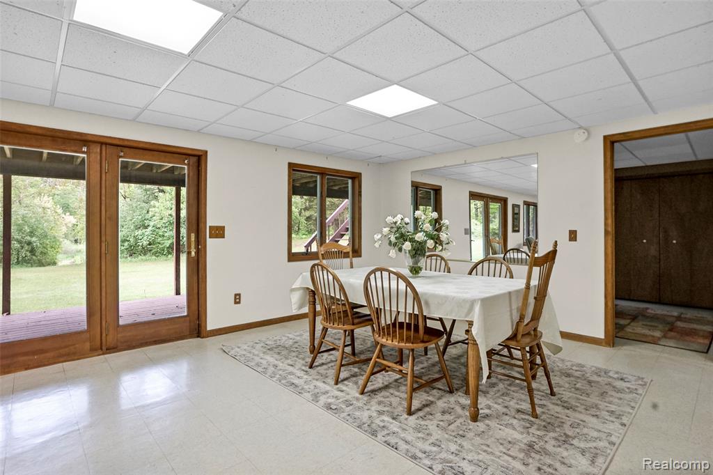 9587 Harmon Lane, South Lyon, MI 48178 — Photo 24