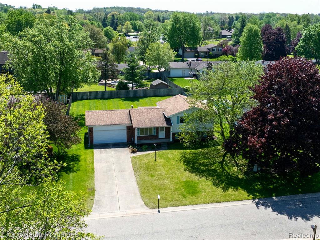 7186 Snow Apple Drive, Clarkston, MI — Photo 4