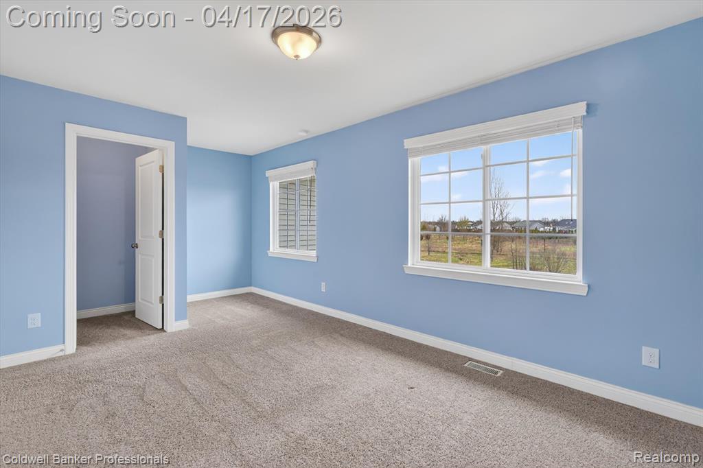 8314 Peninsula Circle, Grand Blanc, MI 48439 — Photo 39