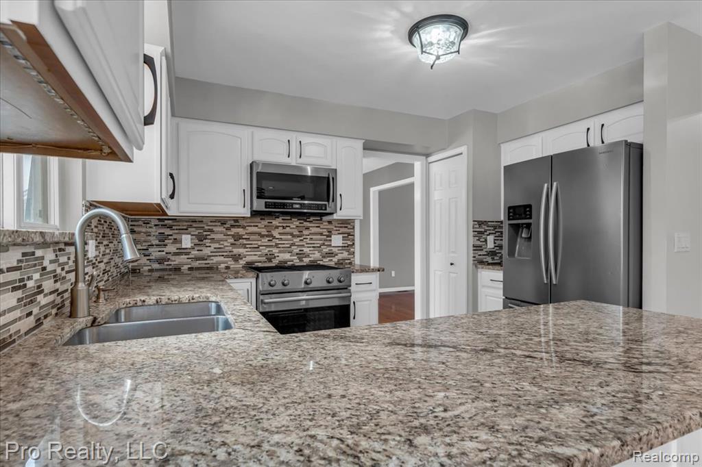 5967 Cedar Ridge Drive, Ann Arbor, MI 48103 — Photo 20