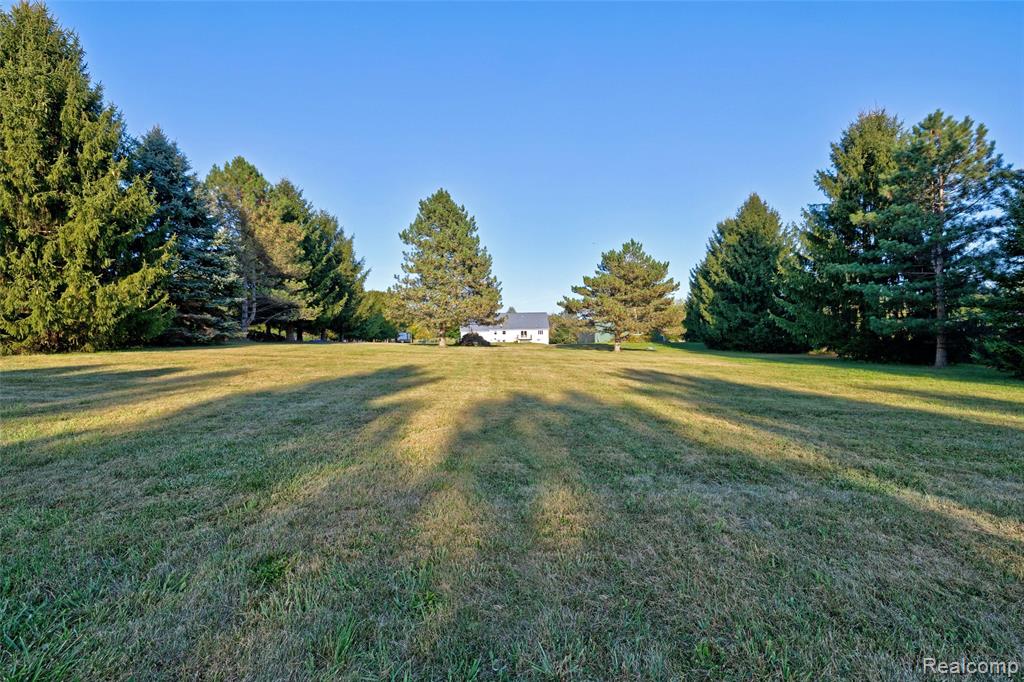 2290 Silver Fox Run, Holly, MI 48442 — Photo 69