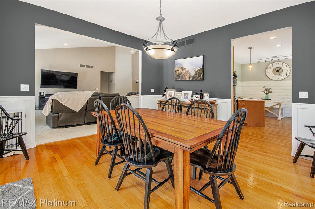 4090 ROLLING ACRES DRIVE, Hartland, MI 48353 — Photo 9