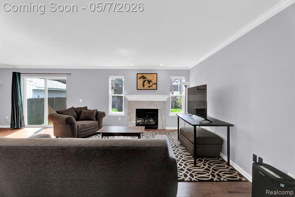 23785 Davey Avenue, Hazel Park, MI 48030 — Photo 7