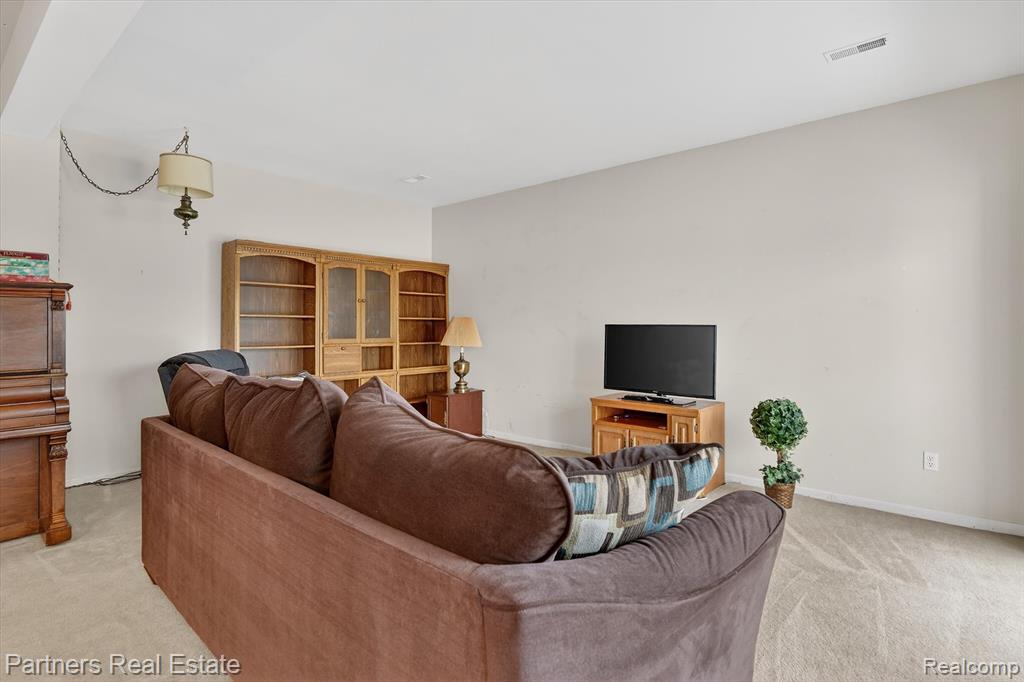 4771 New Haven Drive, Howell, MI 48843 — Photo 27