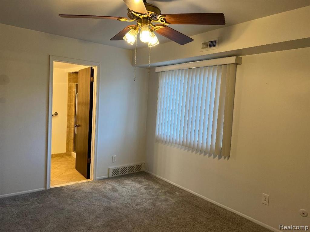 1730 HARRISON Avenue, B3, Trenton, MI 48183 — Photo 17