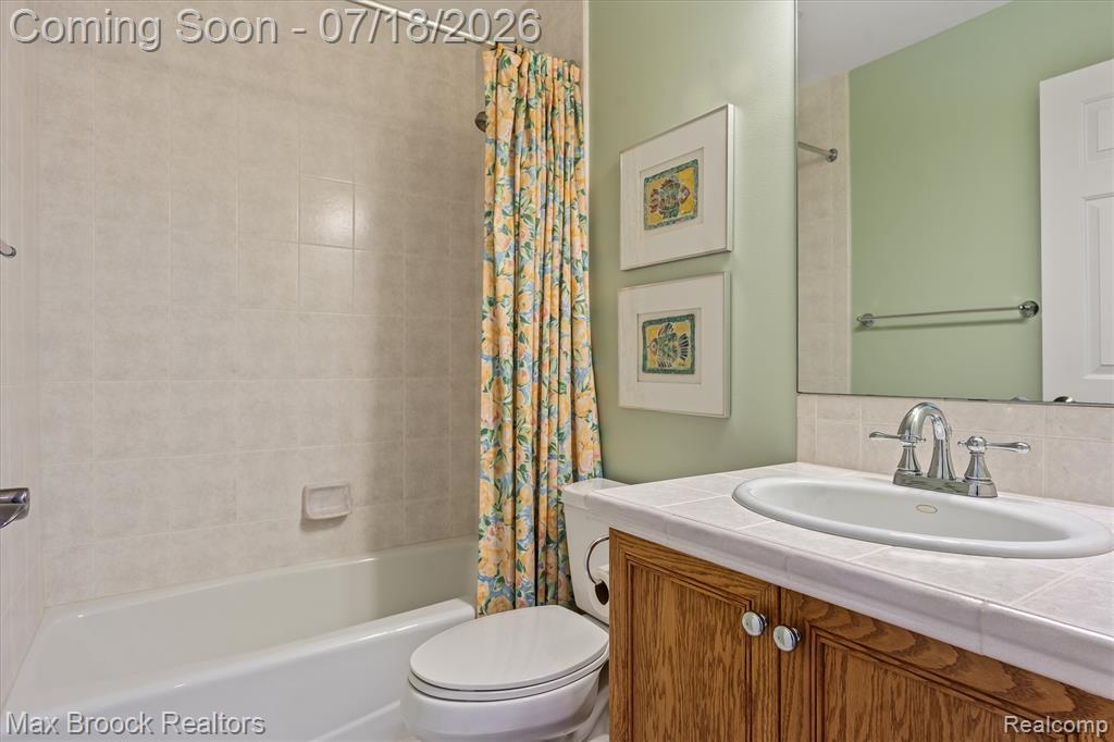 54878 Grenelefe Circle E, South Lyon, MI 48178 — Photo 28