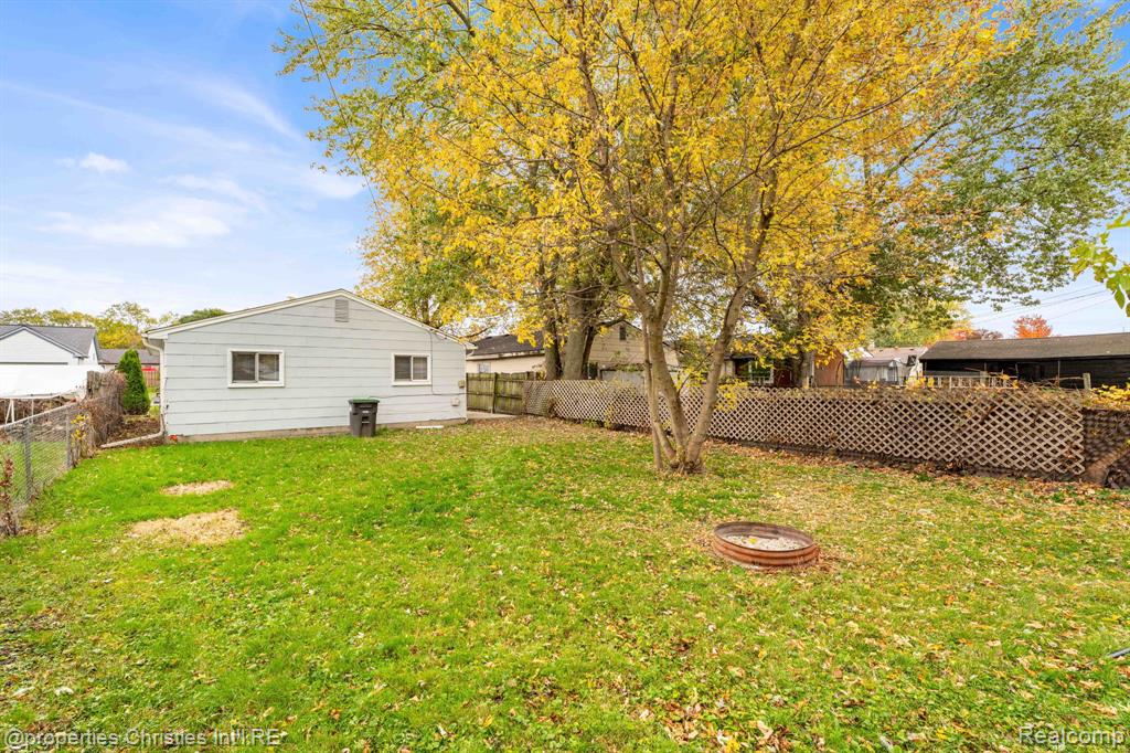 6516 Oak Street, Taylor, MI 48180 — Photo 28