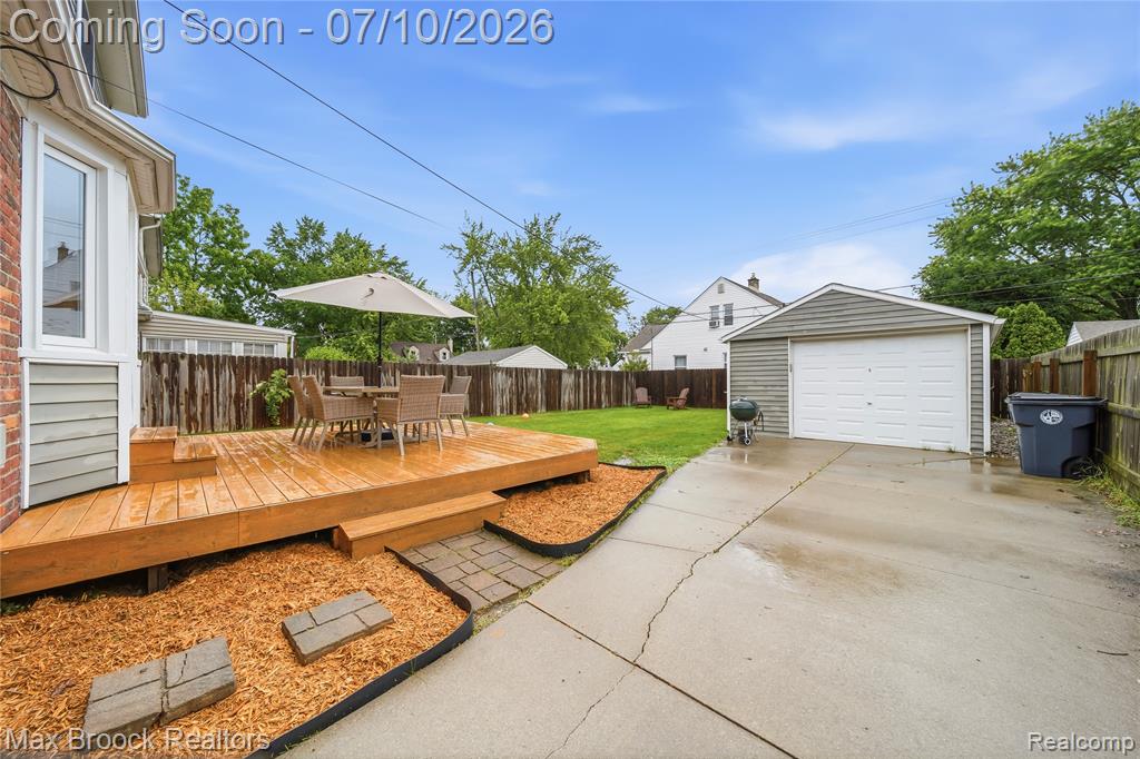 2370 Mortenson Boulevard, Berkley, MI 48072 — Photo 29