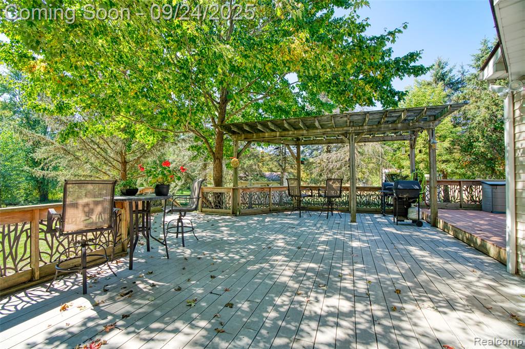 9511 W Allen Road, Fowlerville, MI 48836 — Photo 98