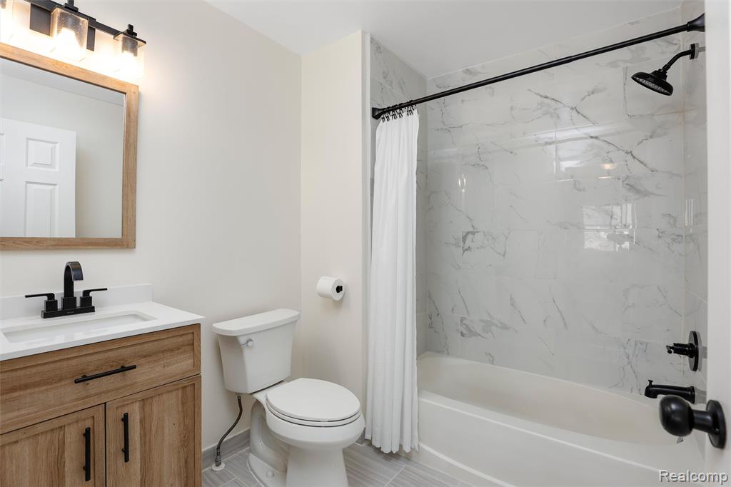 1111 BEAVER Run, Troy, MI 48083 — Photo 15